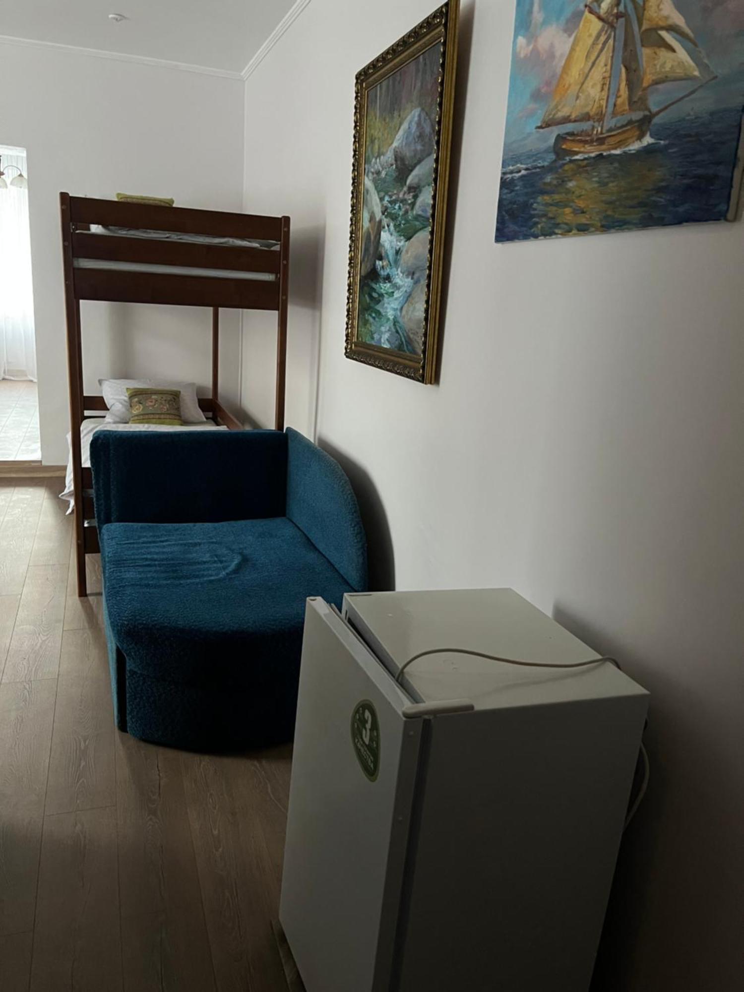 Hotel Adonis Užhorod Exteriér fotografie
