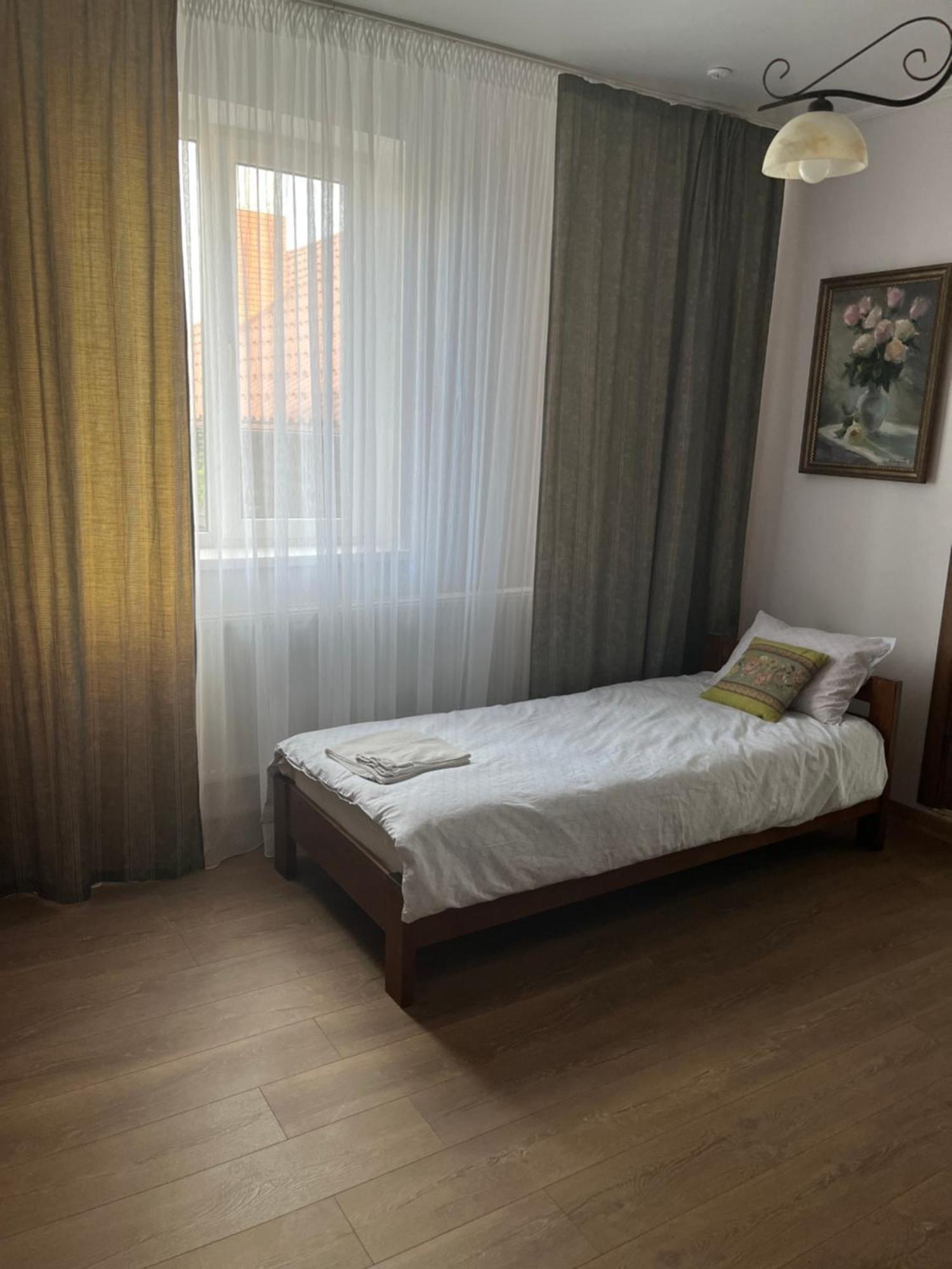 Hotel Adonis Užhorod Exteriér fotografie